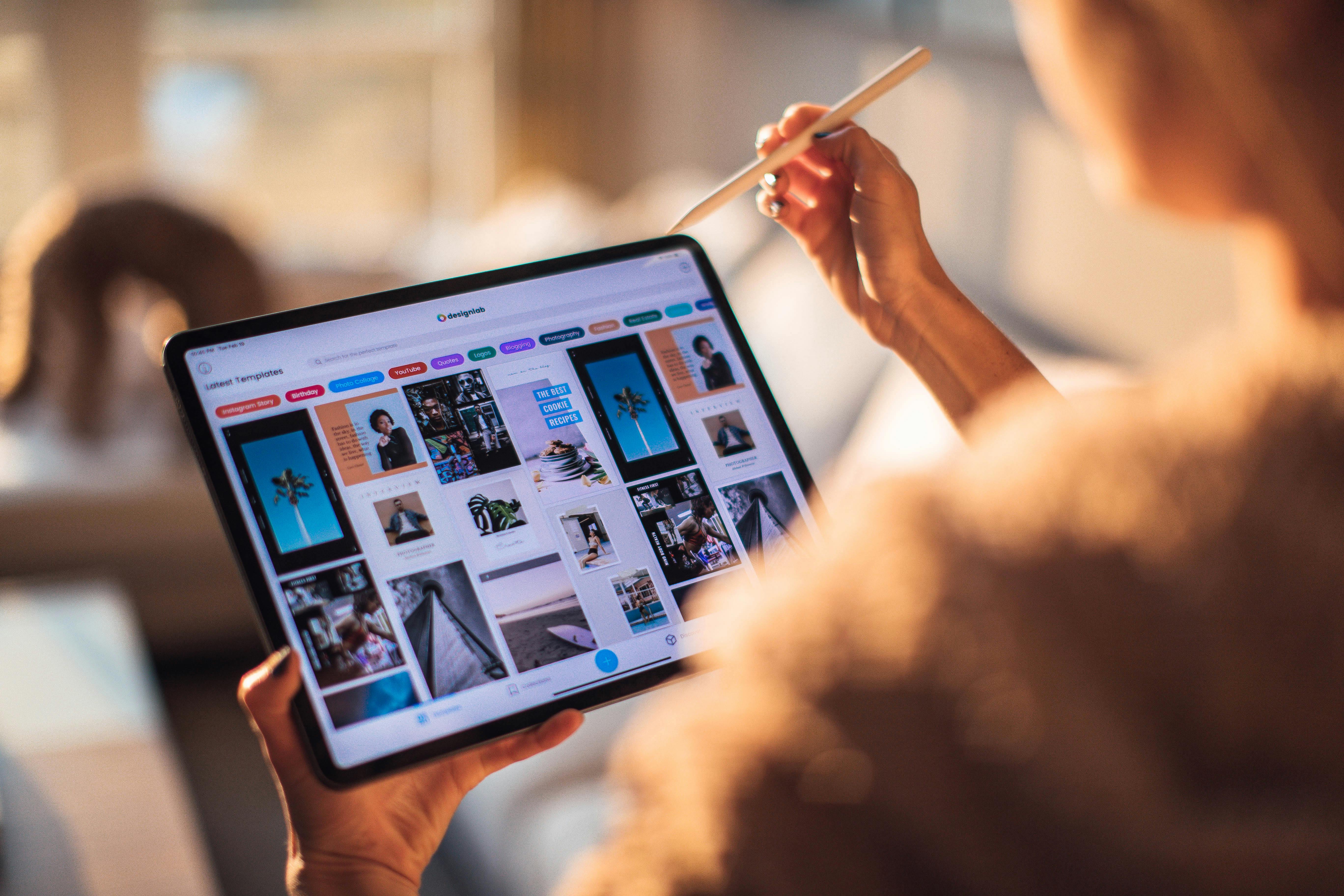 Online advertising campaign dashboard